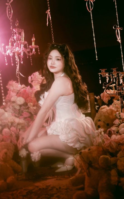 {"ARInfo":{"IsUseAR":false},"Version":"1.0.0","MakeupInfo":{"IsUseMakeup":false},"FaceliftInfo":{"IsChangeEyeLift":false,"IsChangeFacelift":false,"IsChangePostureLift":false,"IsChangeNose":false,"IsChangeFaceChin":false,"IsChangeMouth":false,"IsChangeThinFace":true},"BeautyInfo":{"SwitchMedicatedAcne":false,"IsAIBeauty":false,"IsBrightEyes":false,"IsSharpen":false,"IsOldBeauty":false,"IsReduceBlackEyes":false},"HandlerInfo":{"AppName":2},"FilterInfo":{"IsUseFilter":false}}