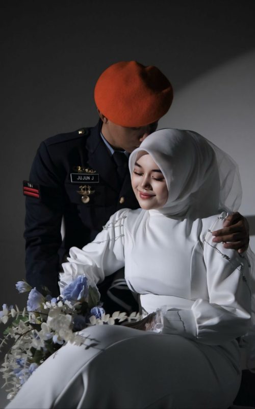 {"source_type":"hypic","tiktok_developers_3p_anchor_params":"{"capability_extra_v2":{},"filter_id":[],"client_key":"awgvo7gzpeas2ho6","capability_key":["portrait"],"template_id":""}","data":{"playId":"","pictureId":"DBCC4CC6-64F3-43F2-A1AE-0EB0F24A2EFA","appversion":"8.0.0","os":"ios","activityName":"","infoStickerId":"","enter_from":"enter_launch","stickerId":"","imageEffectId":"","product":"retouch","filterId":""}}