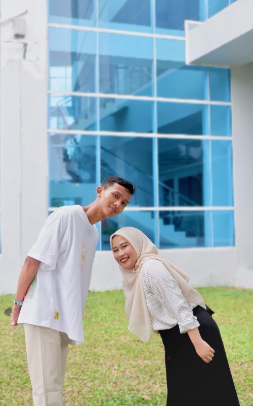 {"ARInfo":{"IsUseAR":false},"Version":"1.0.0","MakeupInfo":{"IsUseMakeup":false},"FaceliftInfo":{"IsChangeEyeLift":false,"IsChangeFacelift":false,"IsChangePostureLift":false,"IsChangeNose":false,"IsChangeFaceChin":false,"IsChangeMouth":false,"IsChangeThinFace":true},"BeautyInfo":{"SwitchMedicatedAcne":false,"IsAIBeauty":false,"IsBrightEyes":false,"IsSharpen":false,"IsOldBeauty":false,"IsReduceBlackEyes":false},"HandlerInfo":{"AppName":2},"FilterInfo":{"IsUseFilter":false}}