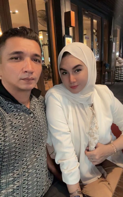 {"data":{"prop_category":"MzM0MA==","product":"tiktok","metInfo":{"tab_key":"","met_parent_template_resource_id":"","is_met_template_used_in_publish":0},"editingEffectsList":[],"prop_selected_from":"cHJvcF9jYXJvdXNlbF9UcmVuZGluZw==","resource_list":"NzQ3MTI4MjY4MDY1MTMyMTg3Mg==","effect_source":"MQ==","prop_list":"MTc5ODM5NzI5Mg==","is_default_prop":"MA=="}}